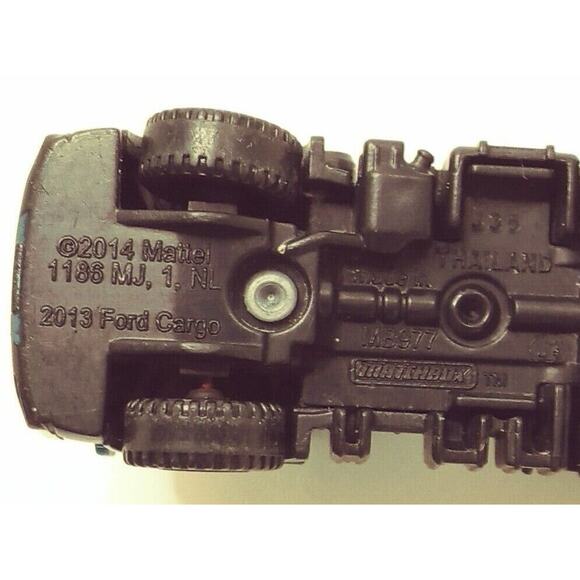 Matchbox 2013 Ford Cargo Truck Cab MBX Service Blue Black 1:64 Diecast Vehicle - Picture 9 of 10